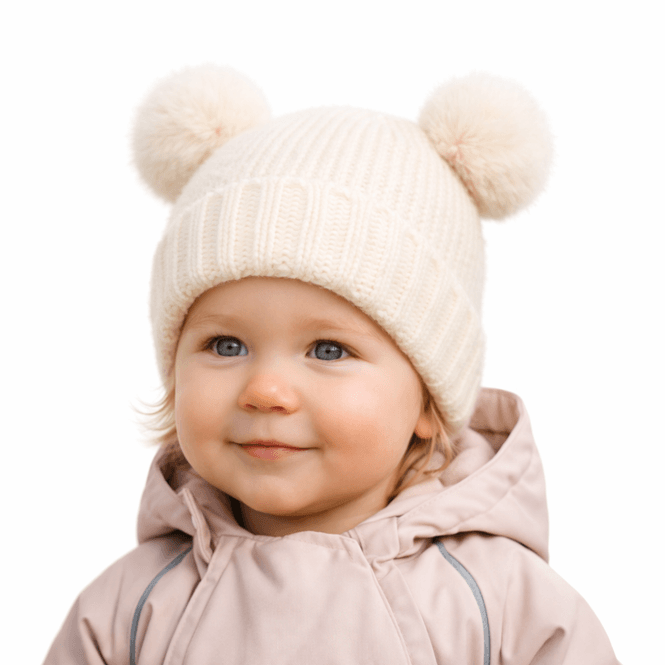 Hovedbilde Bruse Lue med dusk, Teddy, Pristine off-white